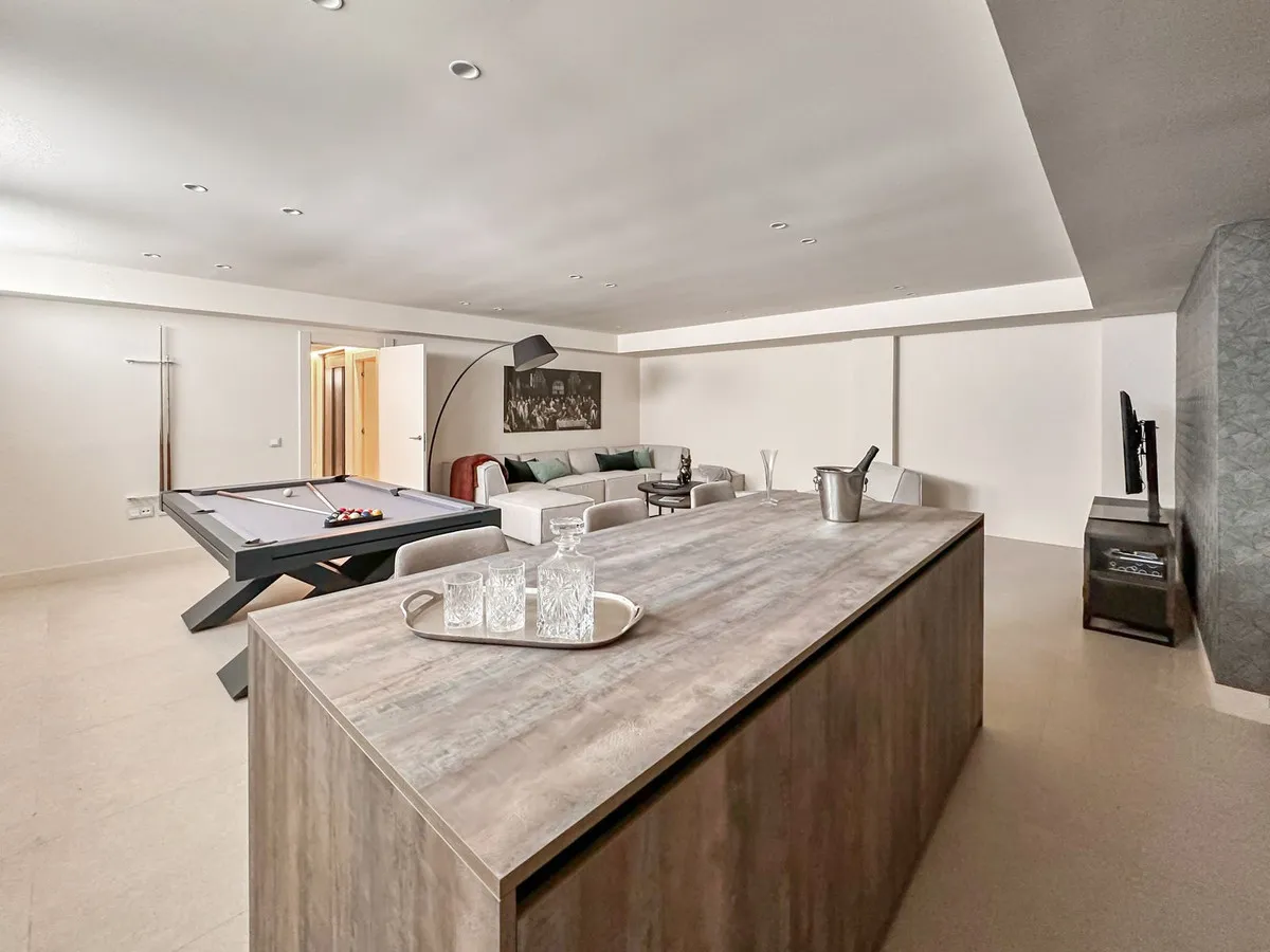 5f4cbcac-7094-411a-bd7a-d15708703f6e