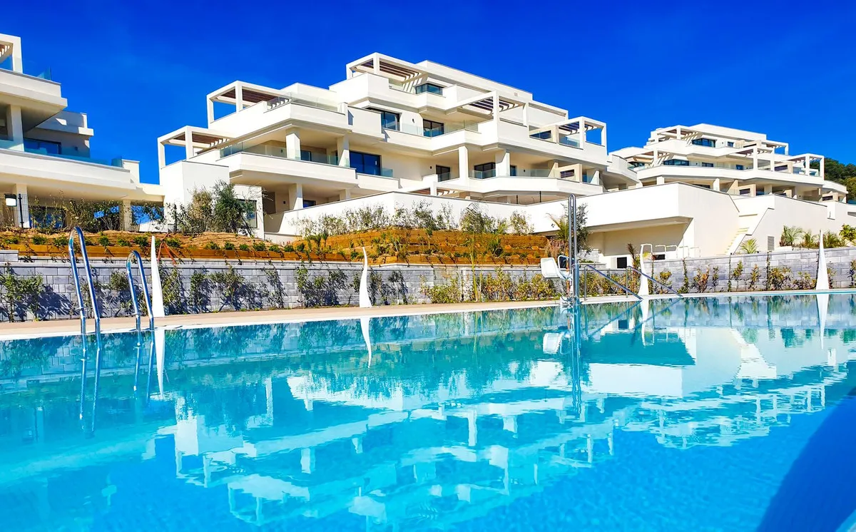 7a56e801-804d-441f-b228-d19e42837095