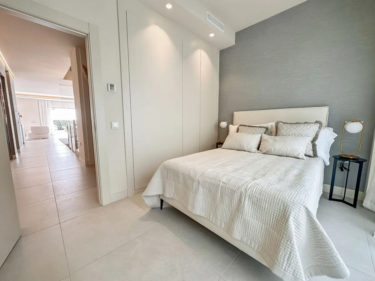 8fe64d58-ce5e-4541-9d81-51835eaa6fb8