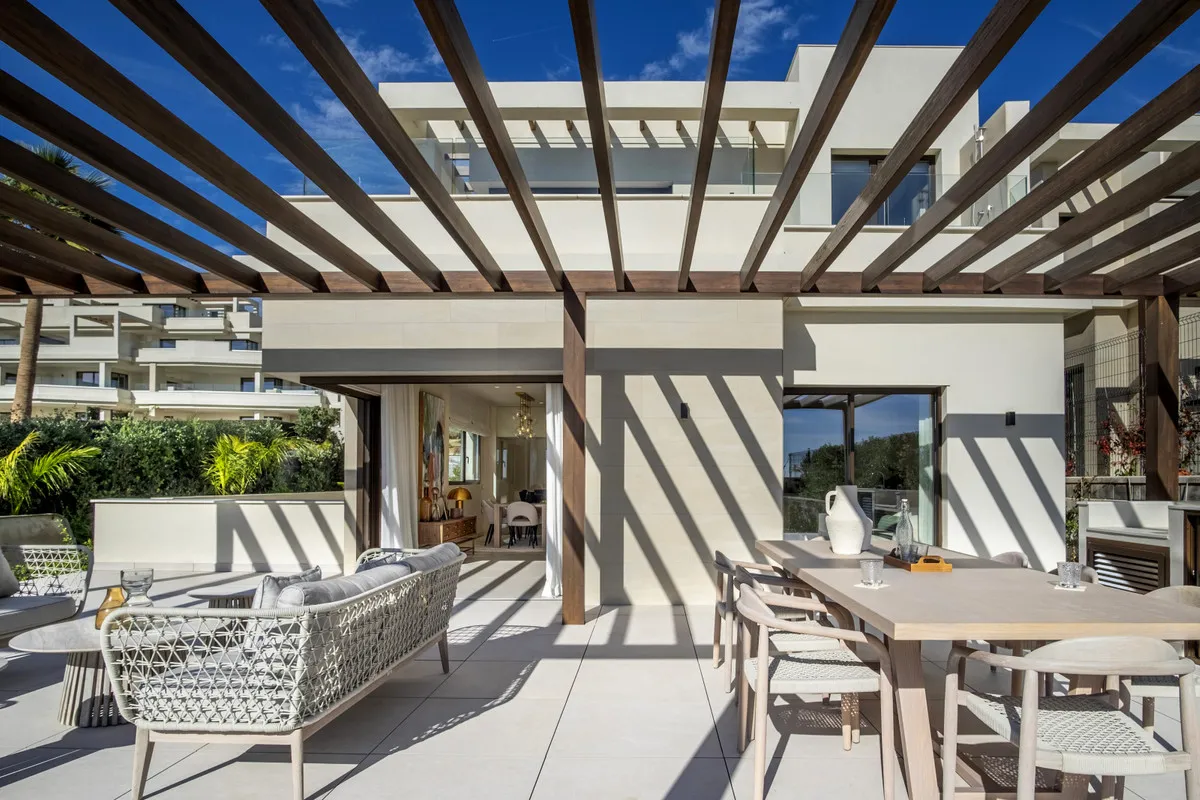 a6f6a4b8-f19d-417f-aaf6-81eb59e269ec