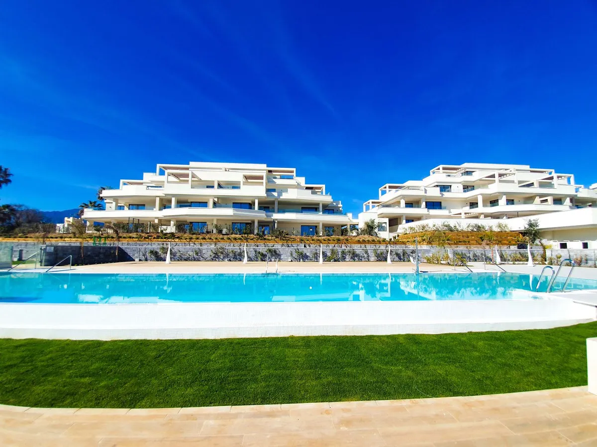 d85ee0e1-85e0-4068-a244-2520397d5957