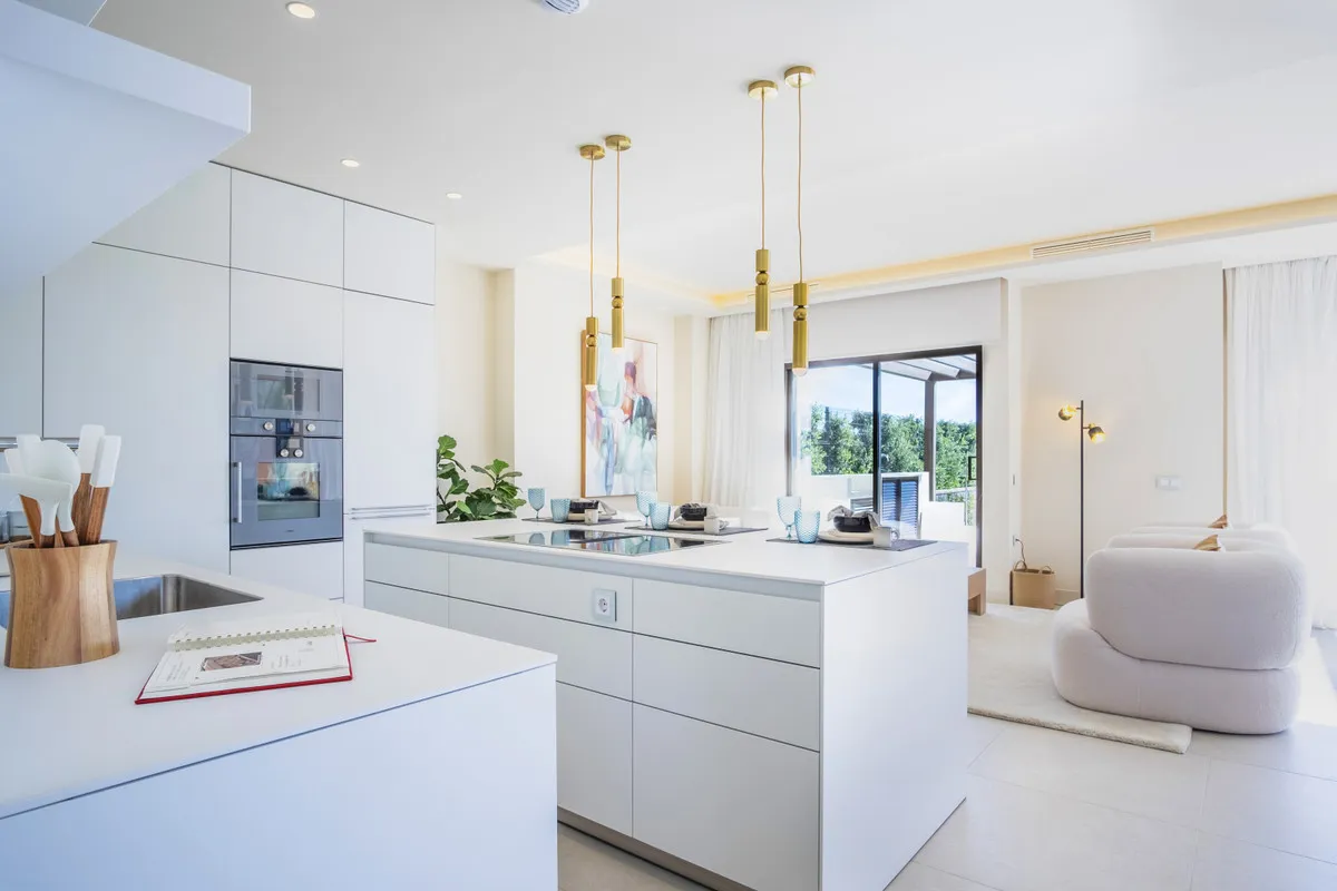 fb88f189-d2c8-4502-8a62-3bee534f43c6