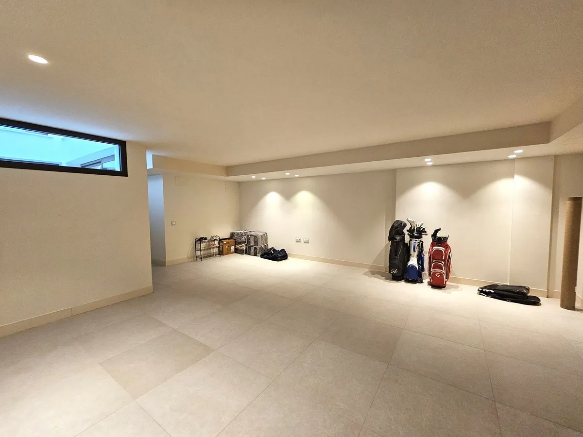 10b46e64-32d4-4e8b-ab3f-99738e9d9901