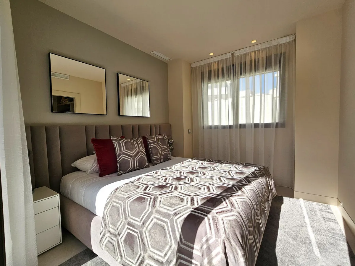 12f3caeb-eccb-48ee-bb5a-2e224f5347ab