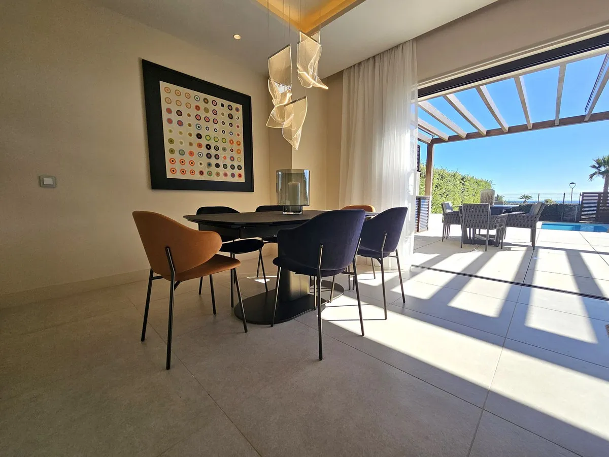 1c68ee88-2fcf-4182-89f3-8d4e0156b497