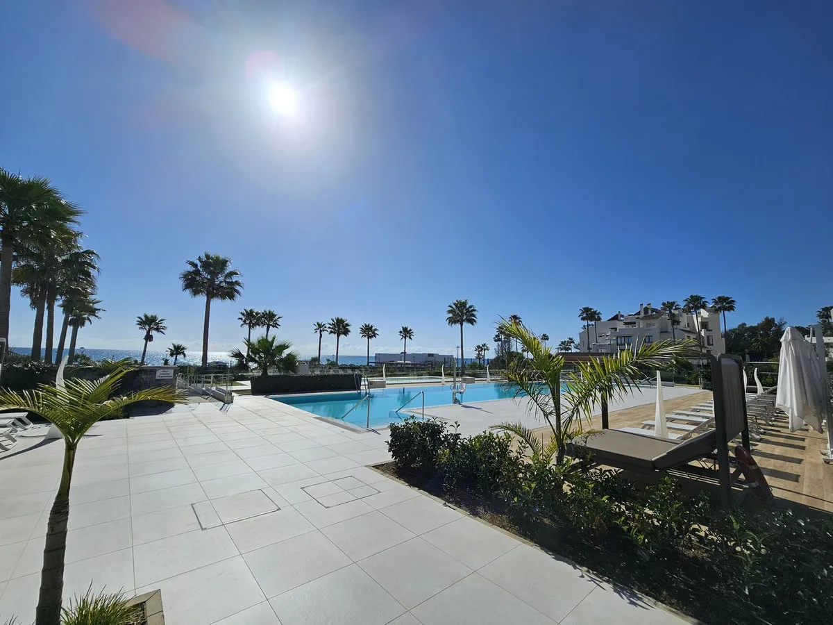 54c972fe-f332-4dee-a753-b7e07775c851