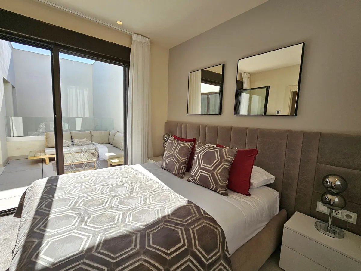 7a878387-ed6a-44a6-804a-e9f6567b6e39