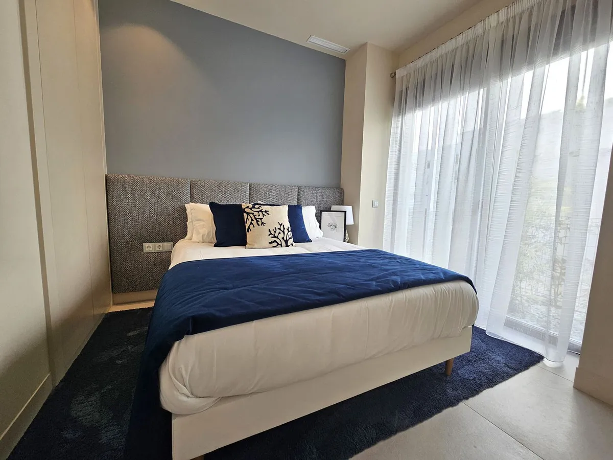 9cfeee6b-51e6-4bb3-9d3d-2e8de2c671f4