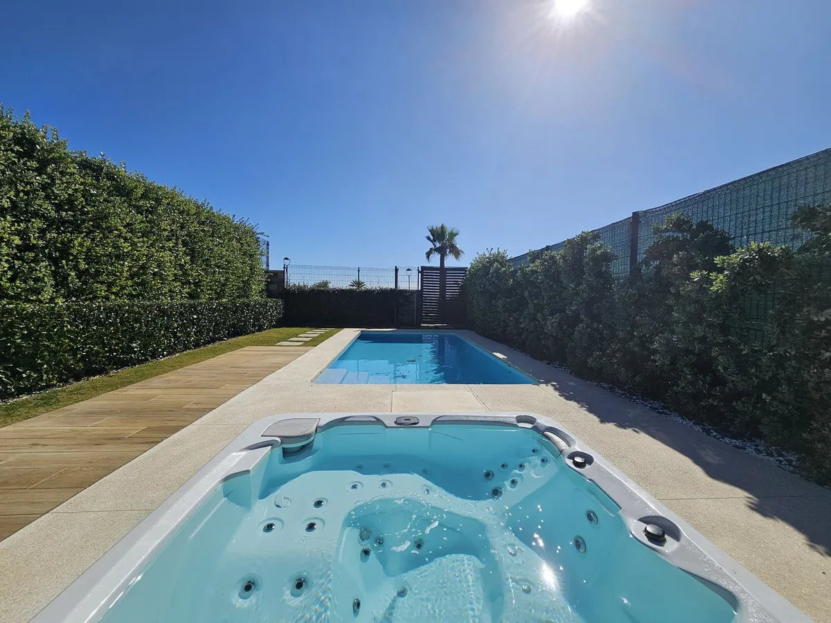 e7d9ae06-8931-4695-b898-1d6a6f8bc8a6