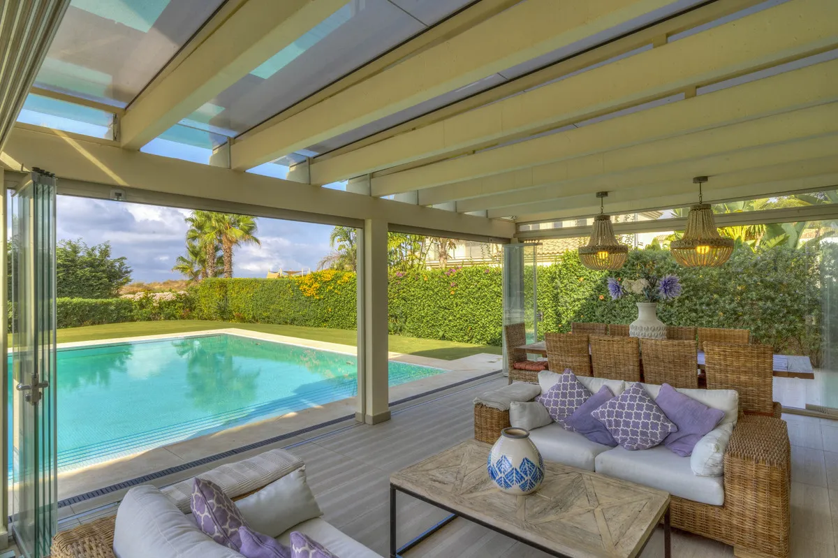 397f0bcf-4fd7-44f7-aa51-ac552aa97f1f