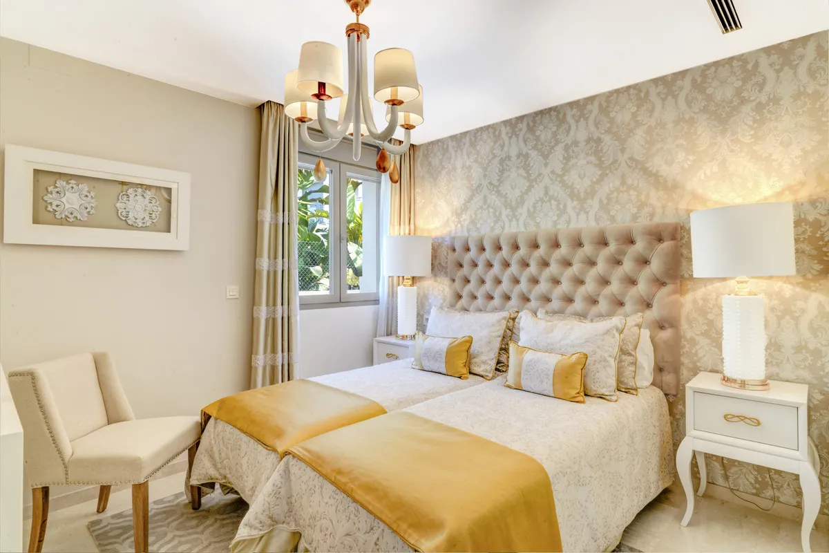 8f71f5e2-9008-46ab-a33d-a37bb40c72c8