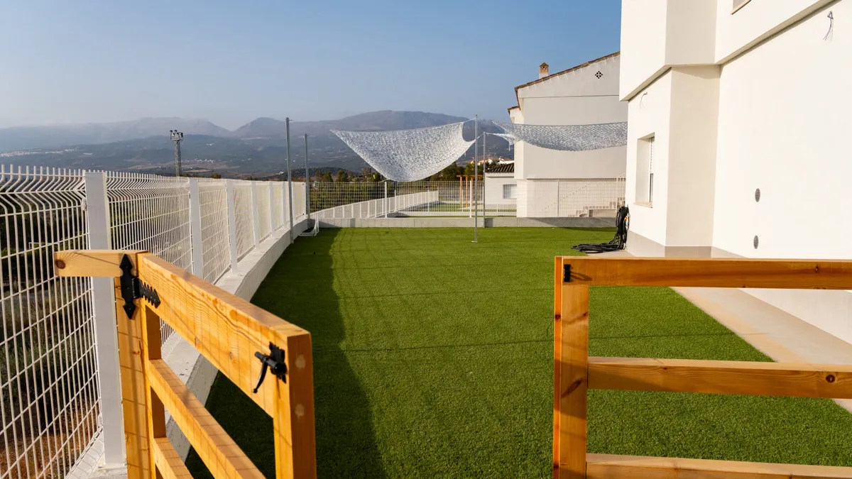 5daa65b1-03c3-412a-983c-da57aa272233