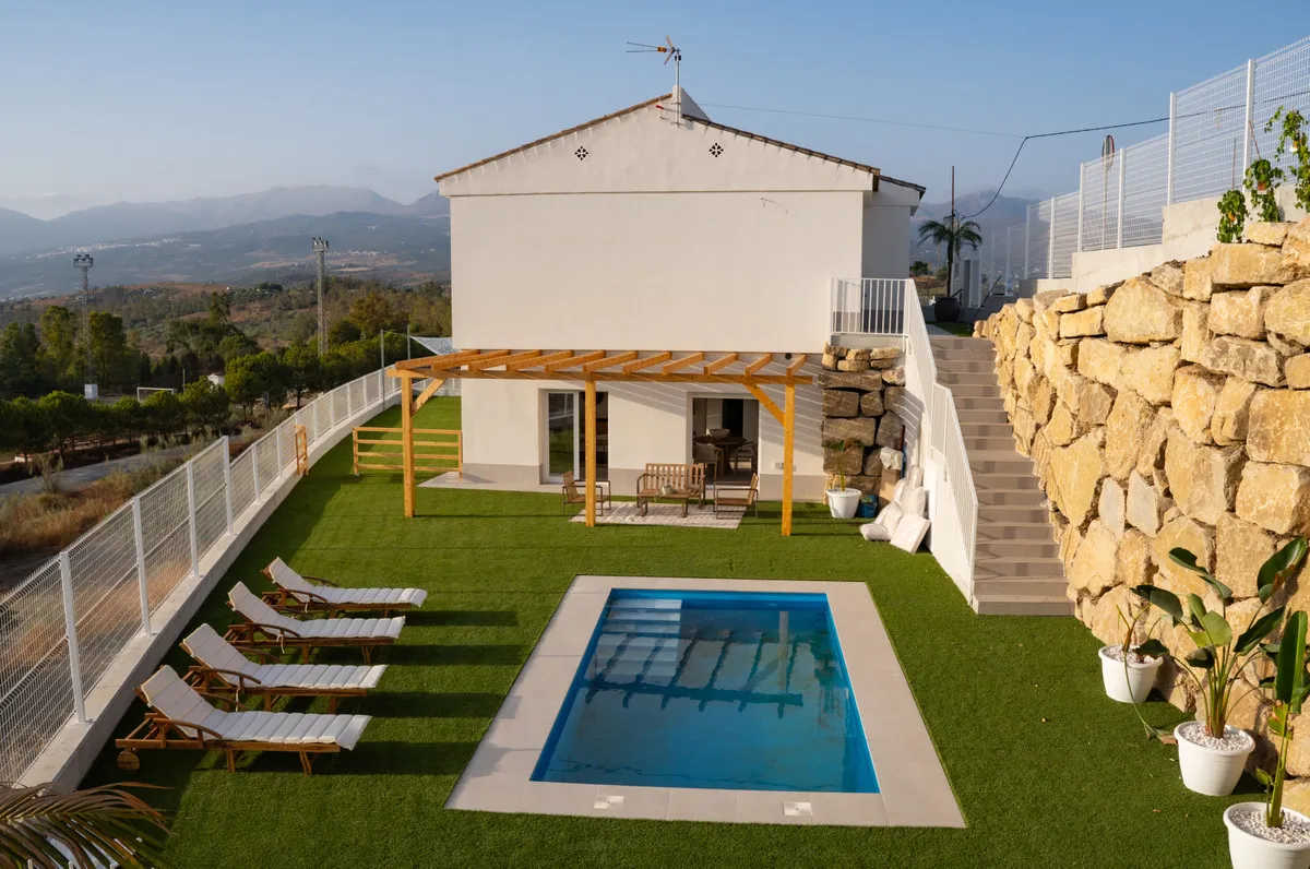 94651fc1-3fb5-40bd-ae63-31ea9d3fb564