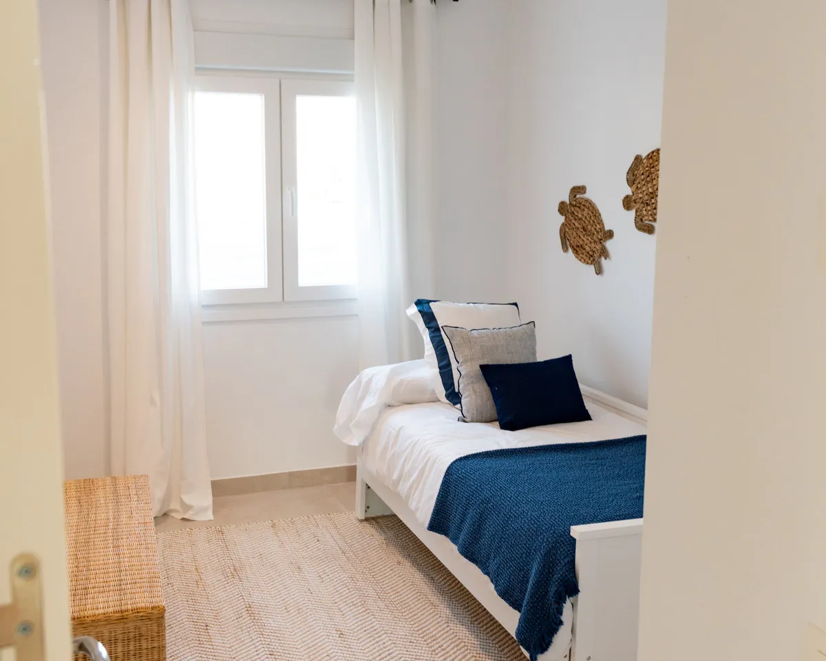 ad60a3e9-f60d-4794-919d-c7b9982e47d5