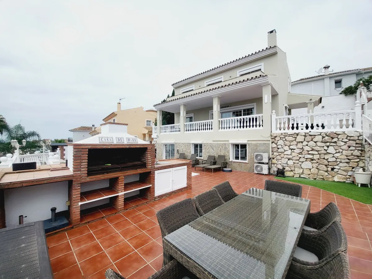 32873305-cea7-4914-95df-0006d250e2b1