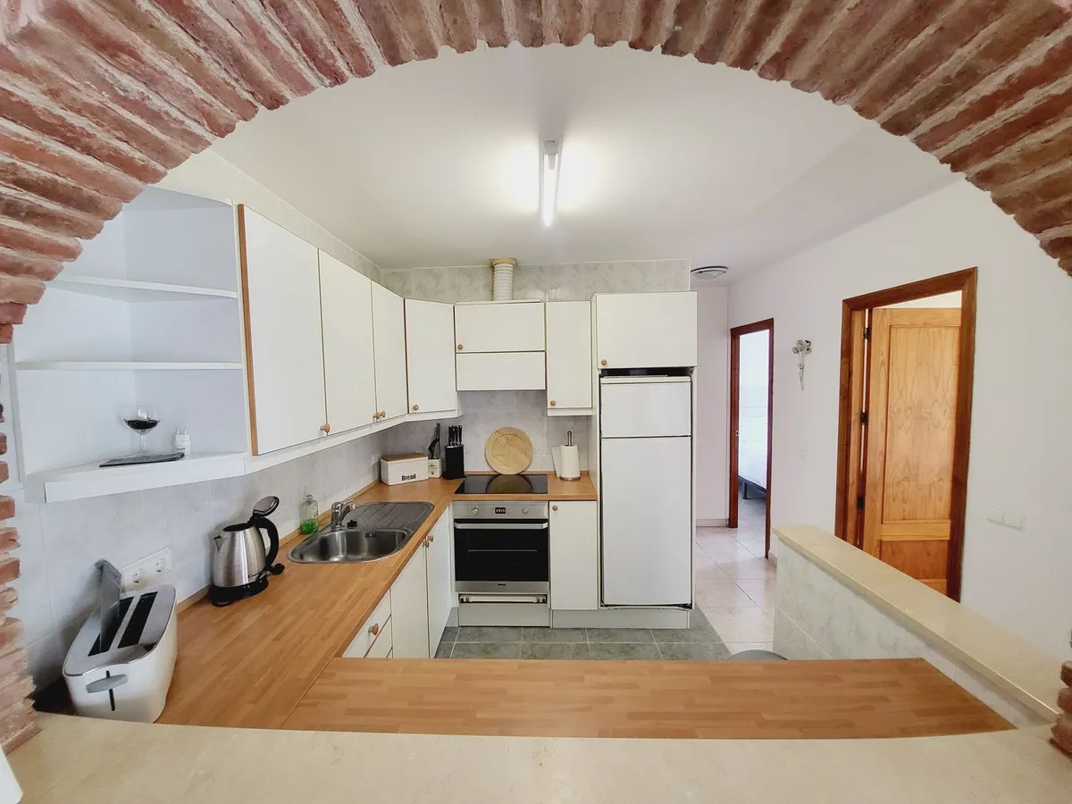 c0742769-4928-4c25-979a-3f384d05f414