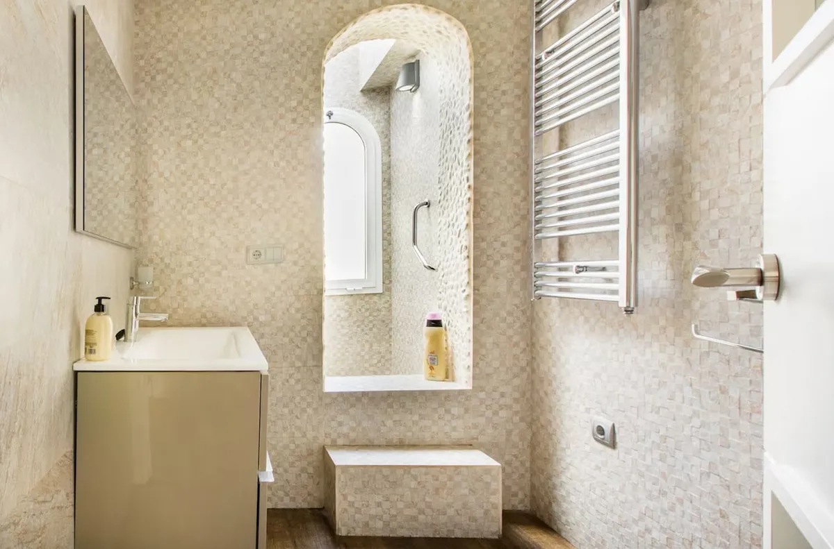 44af5865-7e7a-4261-a6d8-9530d24a7998