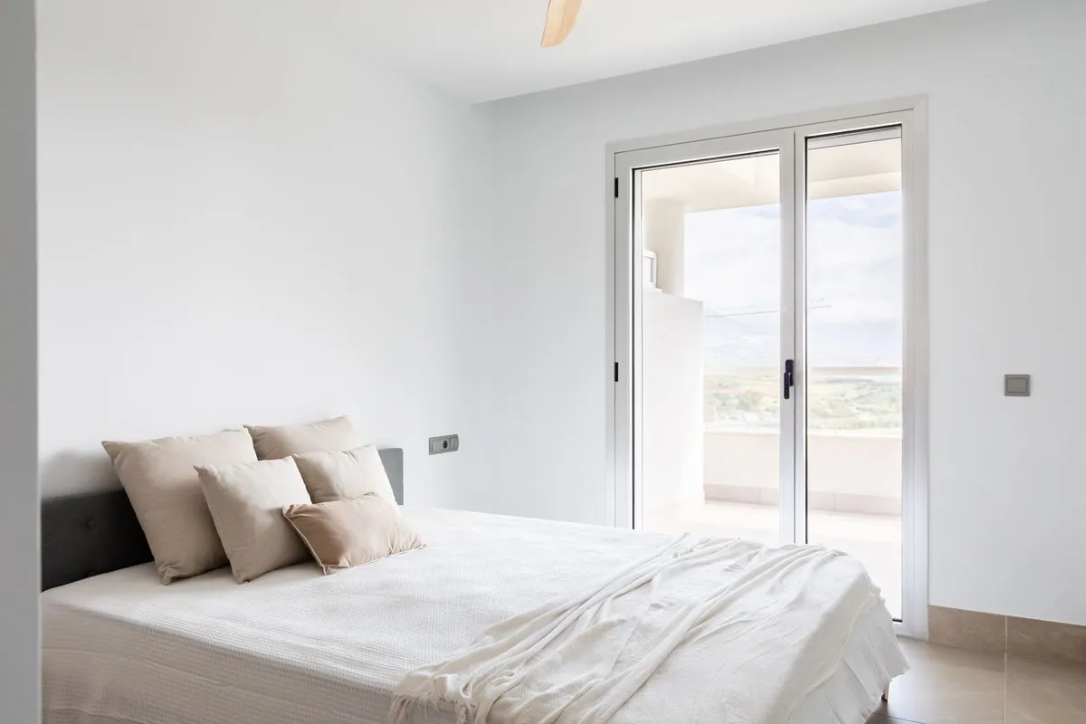 37cd3cd4-8455-4d66-8e58-df644e040a9c