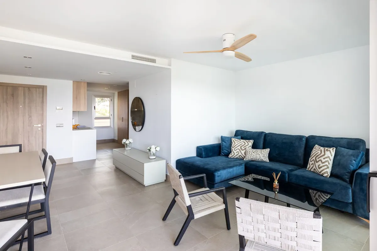 4e015bf9-6d08-4990-8754-bc931cb9b697