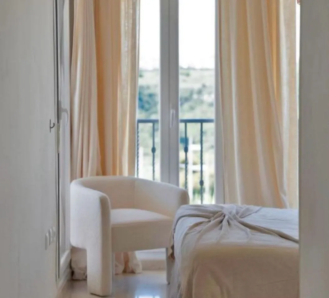 2af3fdf9-0f95-4c2b-a383-d31dd866d38d