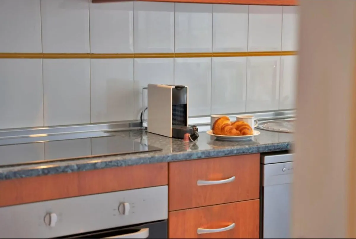 e96ced5a-cbfe-419f-a4ab-01426593f9aa