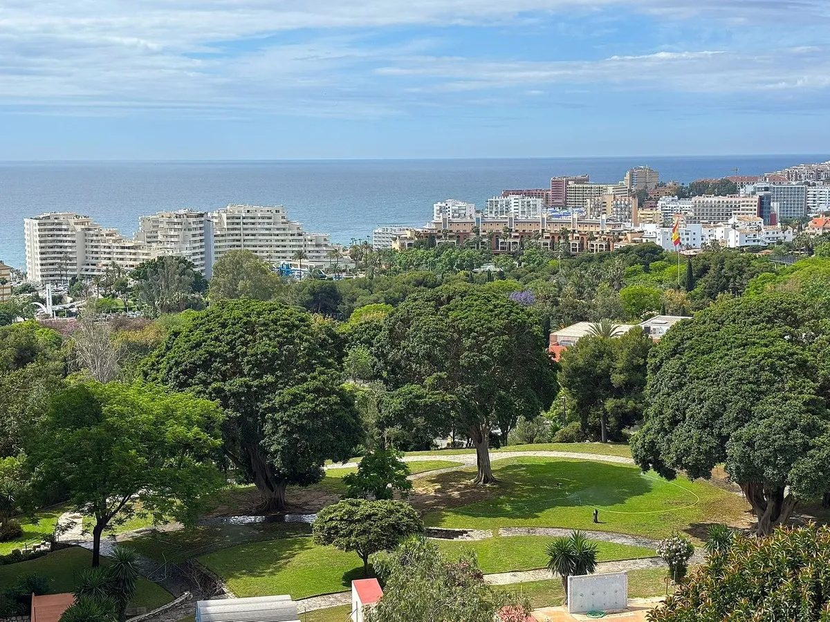 f9be6e2b-3ab4-4cac-89aa-b39710ad0937