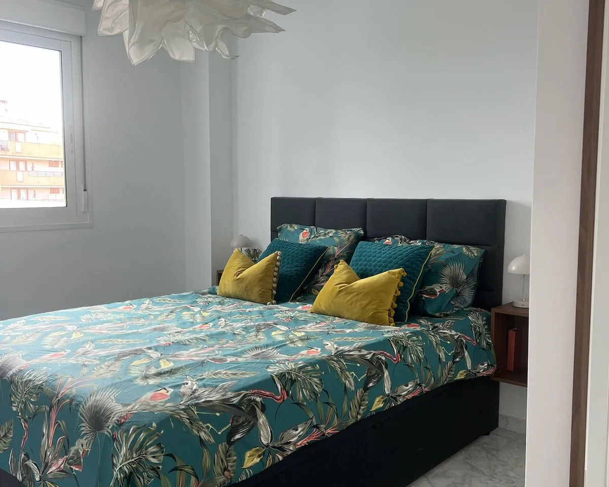 0c051190-8b9c-4d62-913b-efa48cfdc0ca