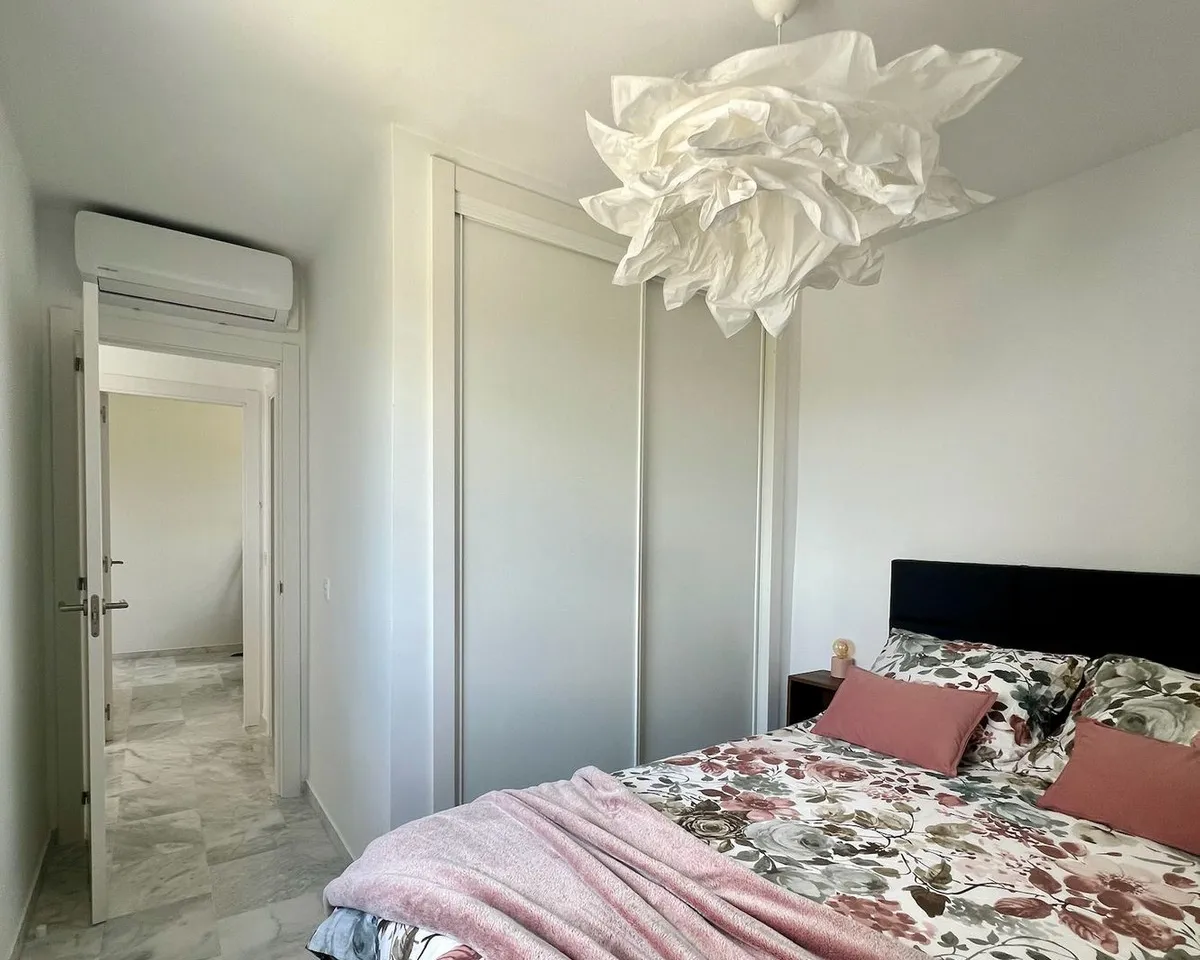 696a7fde-236c-464b-a797-1586574cc6ea