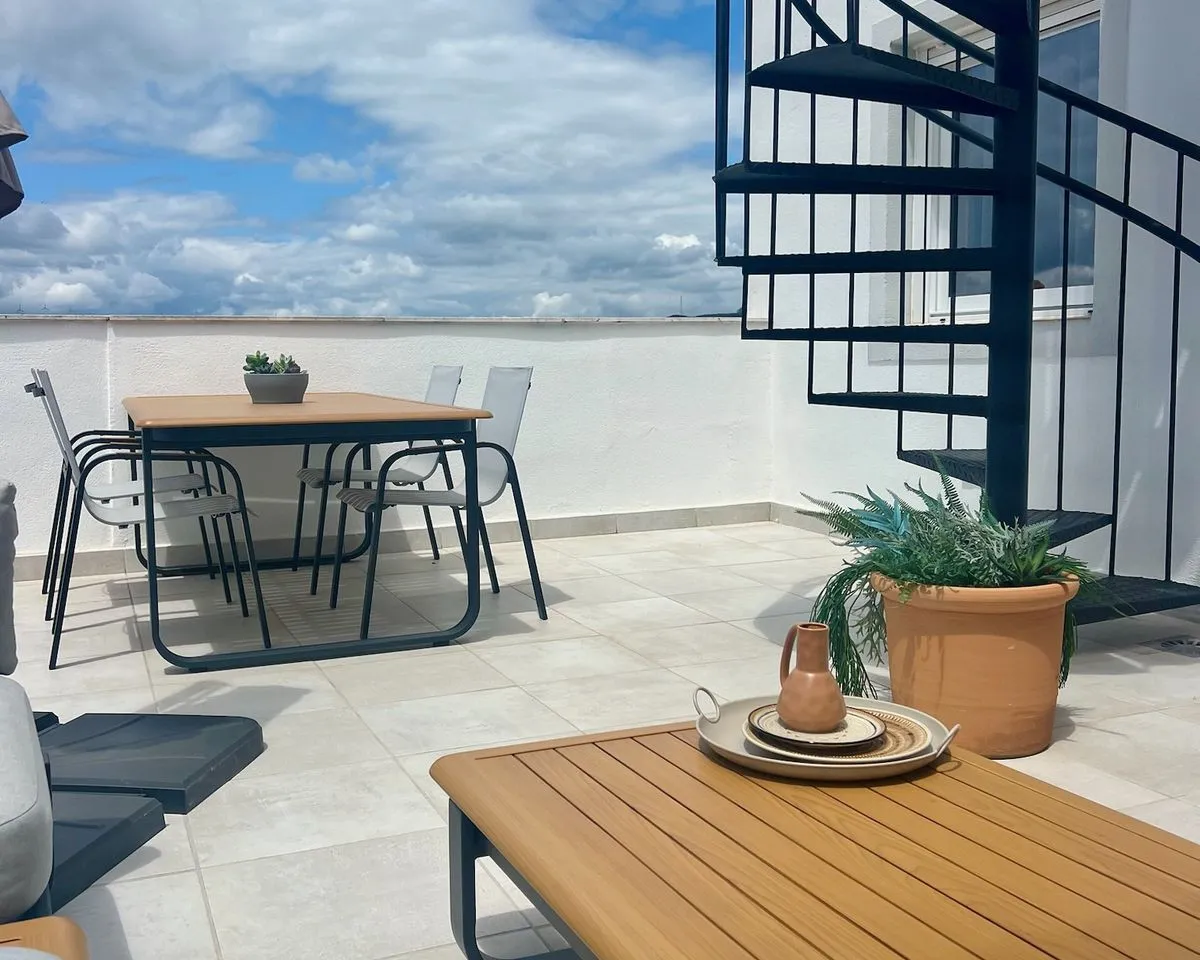 c7ba77bd-ec33-469c-8dc7-aa04d7c5d7a6