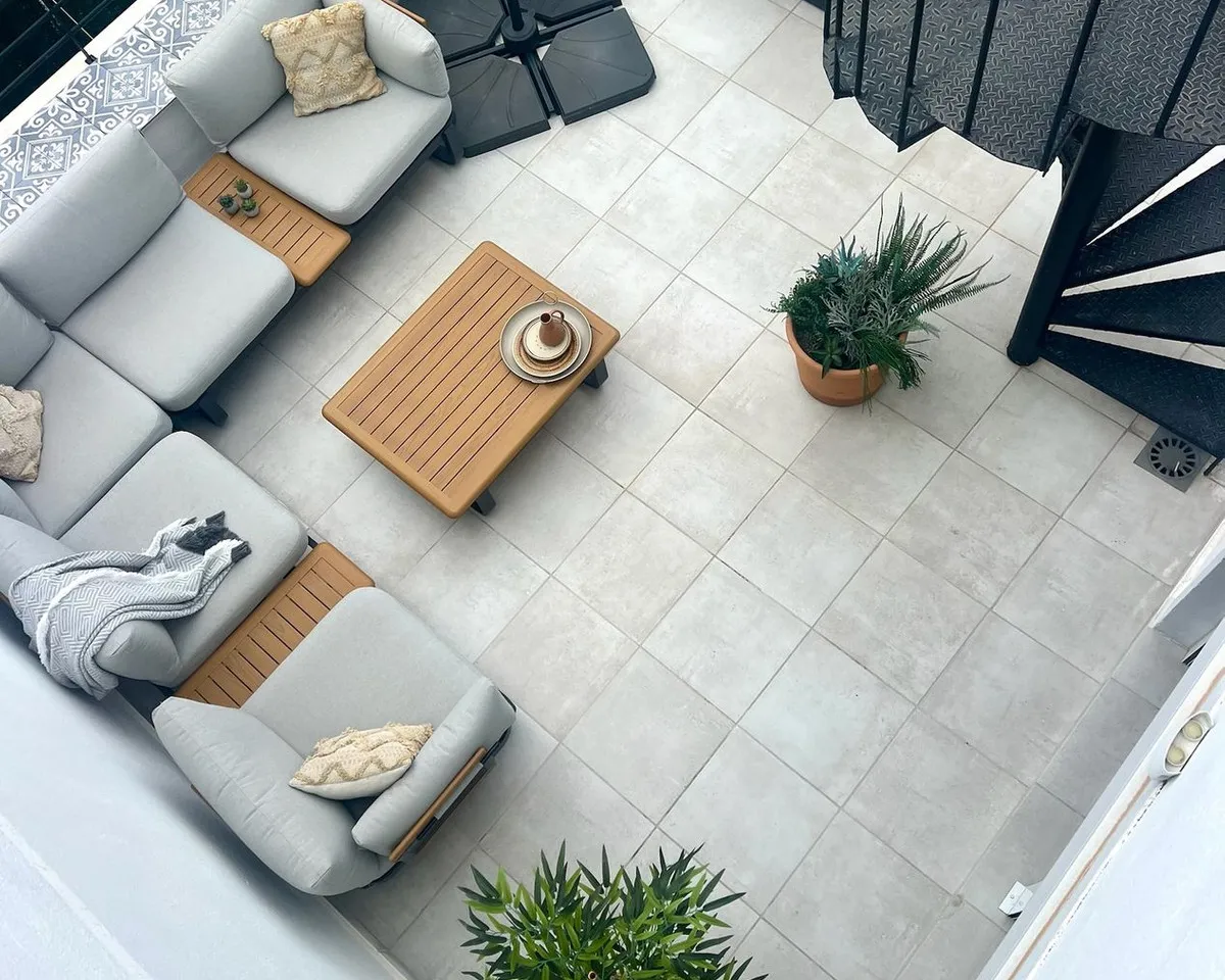 d35d86da-121f-45c8-971c-8400eafd811a