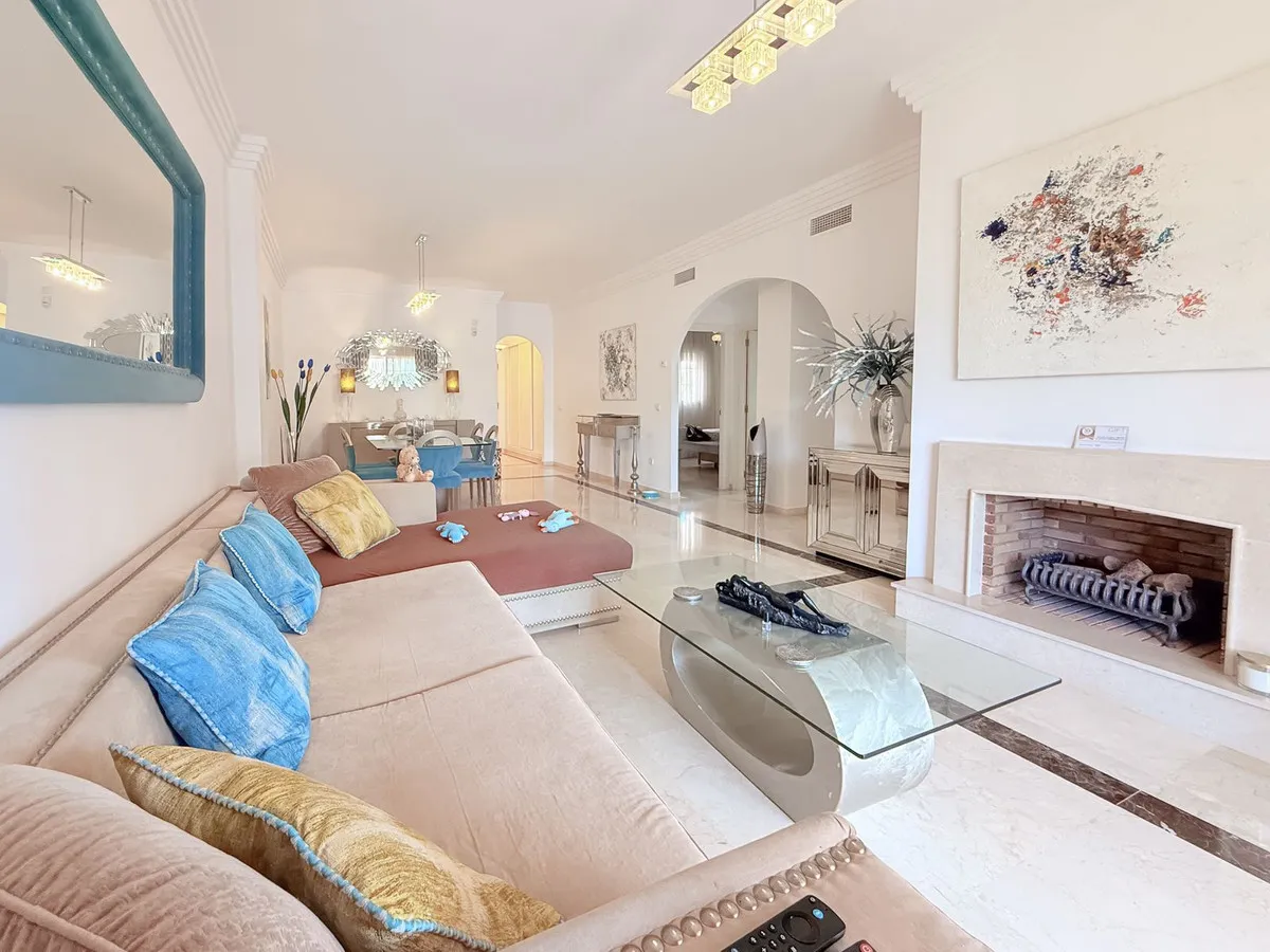 b3c7ca5d-77c6-41bc-be88-3c09f9c95181