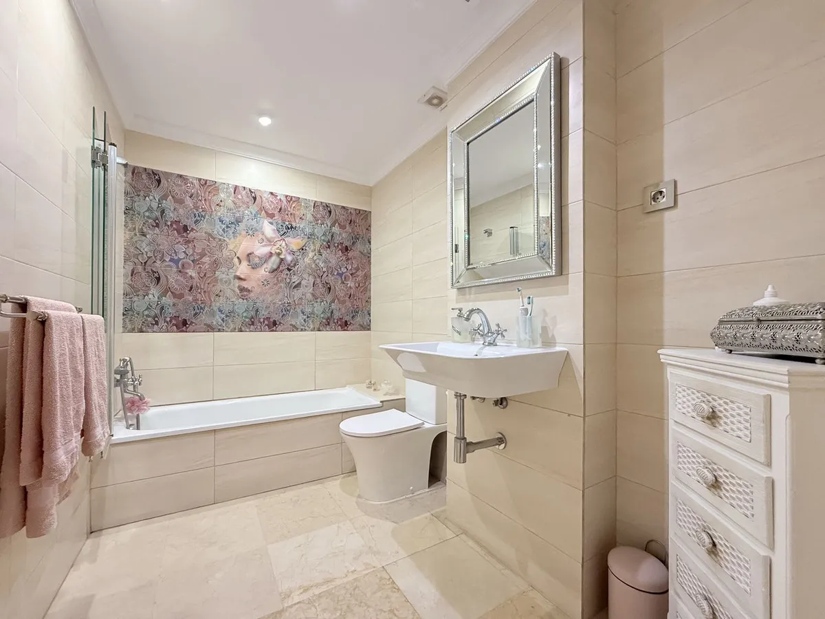 ec8b9b74-fde7-4646-ae2b-dff9423c4860