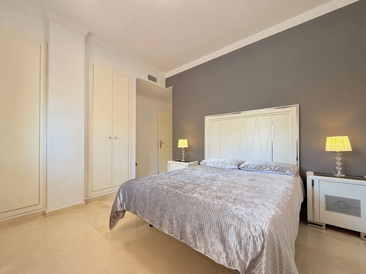 ecb13432-1913-4234-bd40-f0993362f891