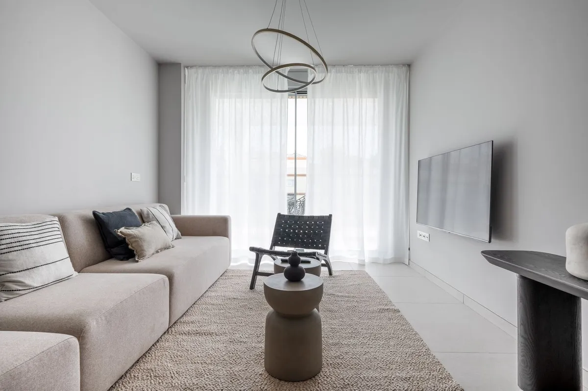 7ad6f23f-242e-48f8-9829-9c2c7d633c45