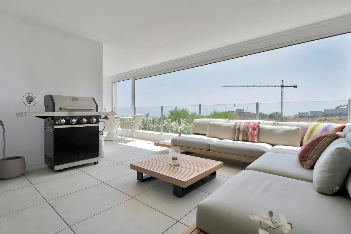 737285e0-4d37-411a-a110-5a7bb3252356