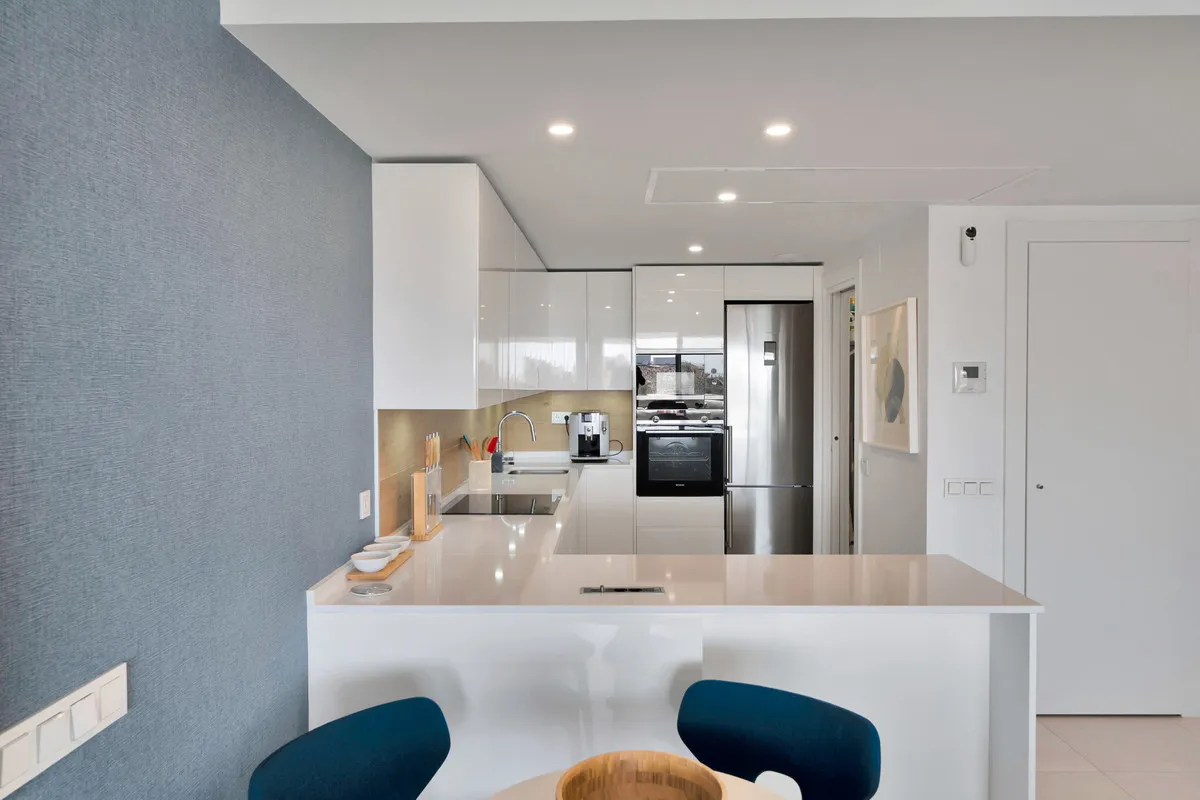 9a0e9047-80a8-49f9-8f4e-63df2c511cb5