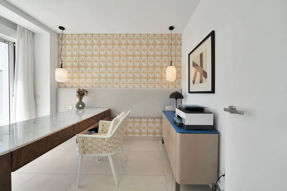 a9c180c8-ddac-435f-aa22-d48eaa91f270