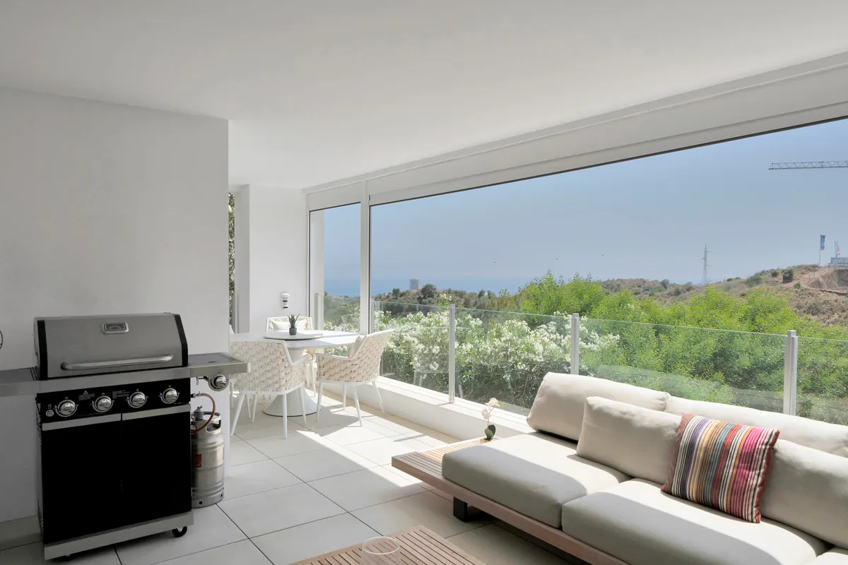 eb0f656e-92ce-4de8-aea7-3089575ed825