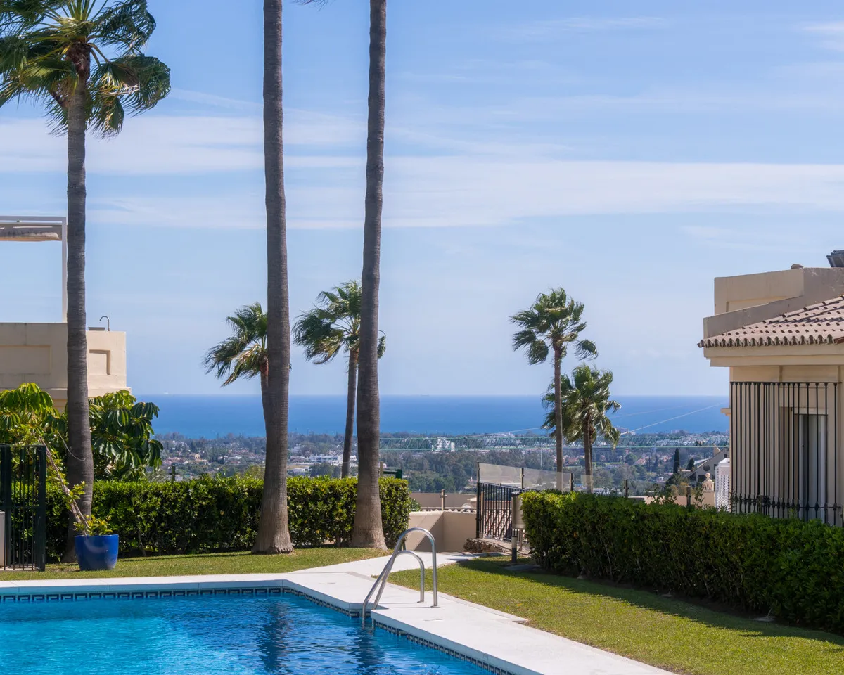 1c630182-558a-48b8-bf1f-5c1ea602f897