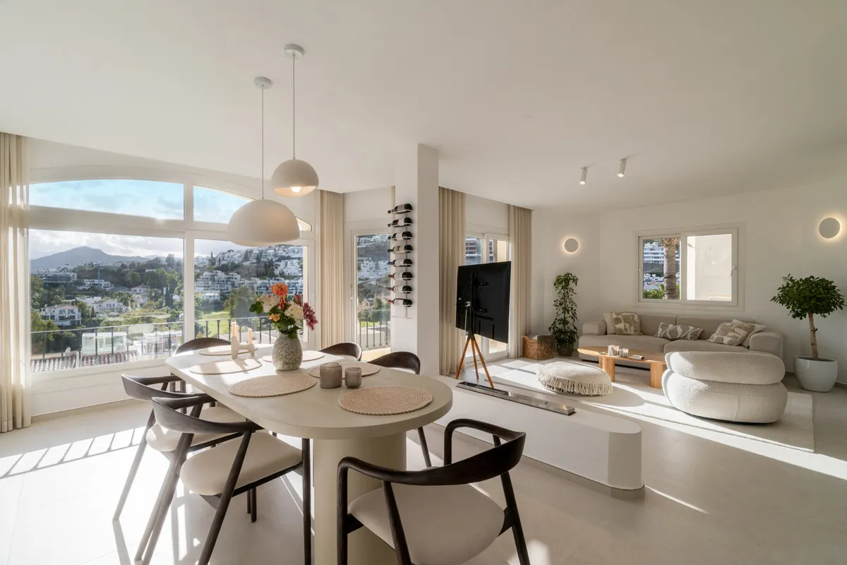 3100132a-a34f-45f9-b5e1-f660e5417aa0