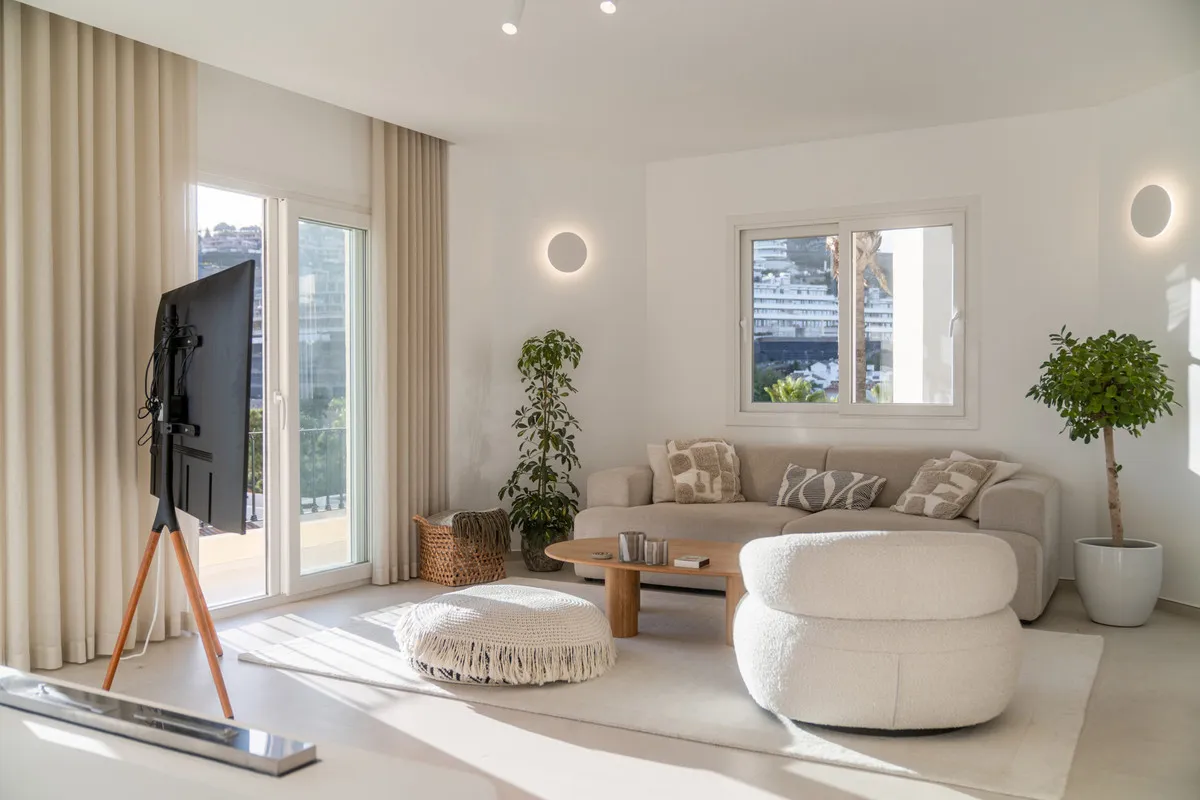 ffdd50e6-9e47-4537-96ab-8646e57b83f9