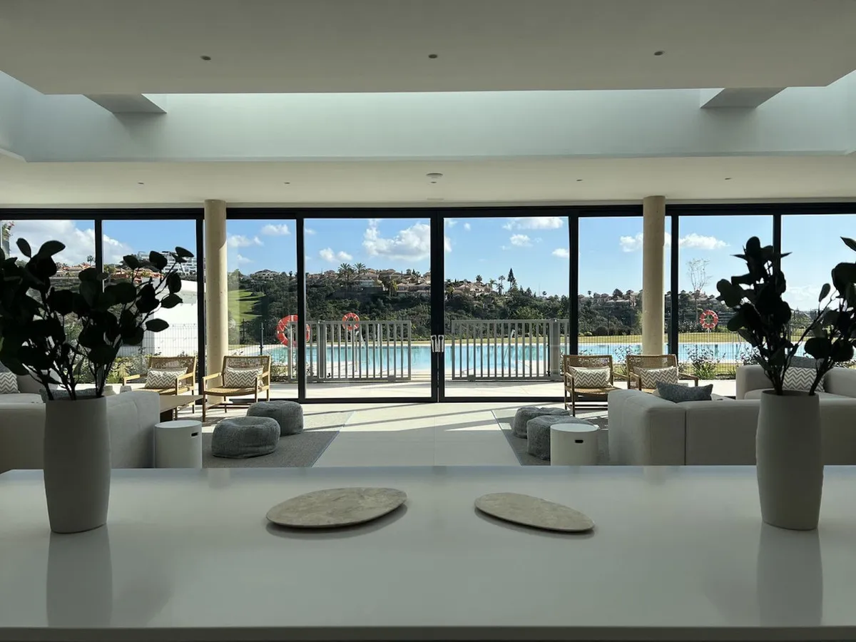 6ecc8d17-353e-43ea-9865-a1091077e183