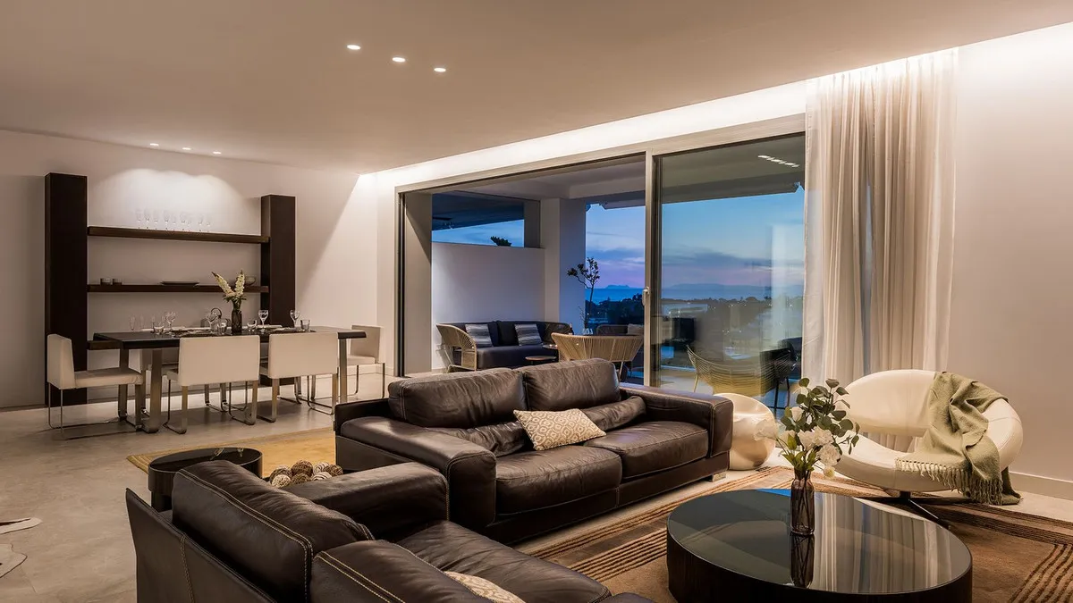 cdd00a51-33c0-4d54-88e4-47d12f8863ea