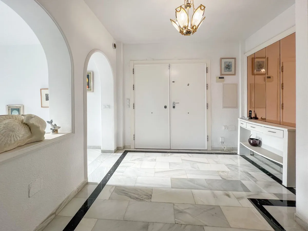 0927eb8e-2c85-42e5-8f29-8241e928f551