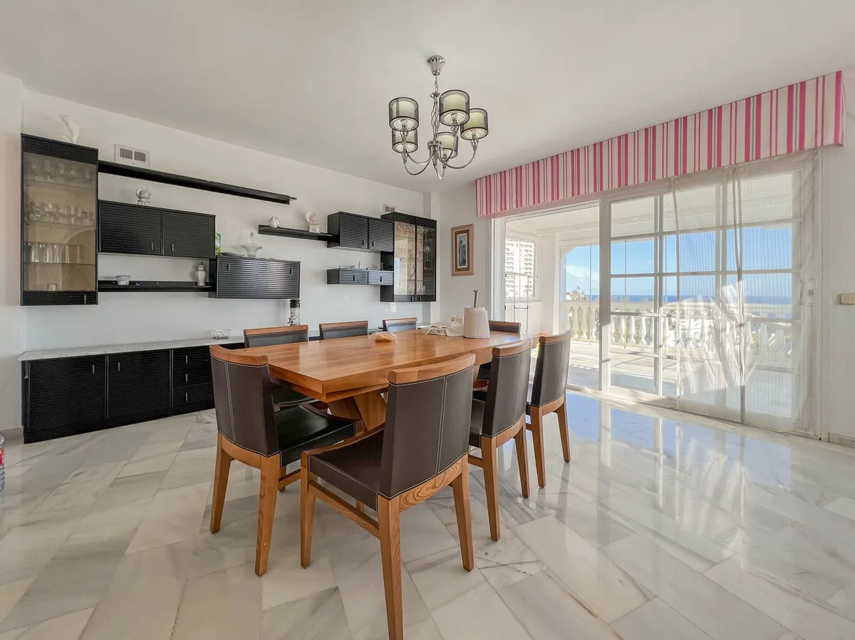 6a3d06c1-93ae-4c82-85c5-57f8894be35a