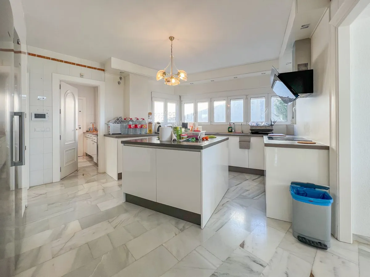 9d06a355-3a85-44d9-b915-60f21675cb52