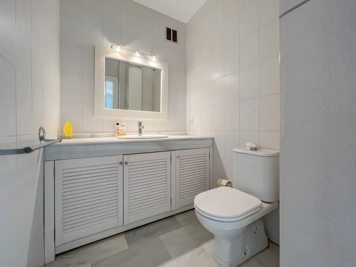 e4451735-1843-4e07-a68e-26aed3ed07bc