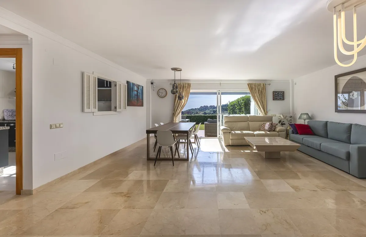 3a2d7012-5bd0-46ac-a0b4-ec9aaf42be99