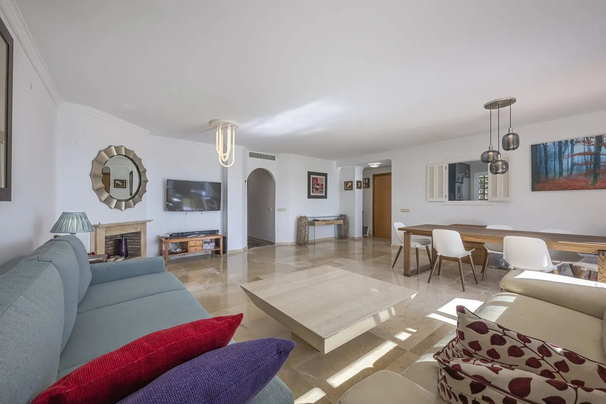 e07f2882-a9cd-4ce0-9b2a-927d22670a54