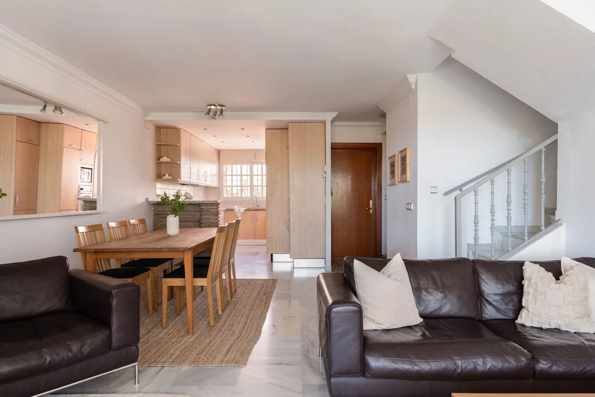 0d51f152-a1fb-4f7e-939f-c72323e7b8c5